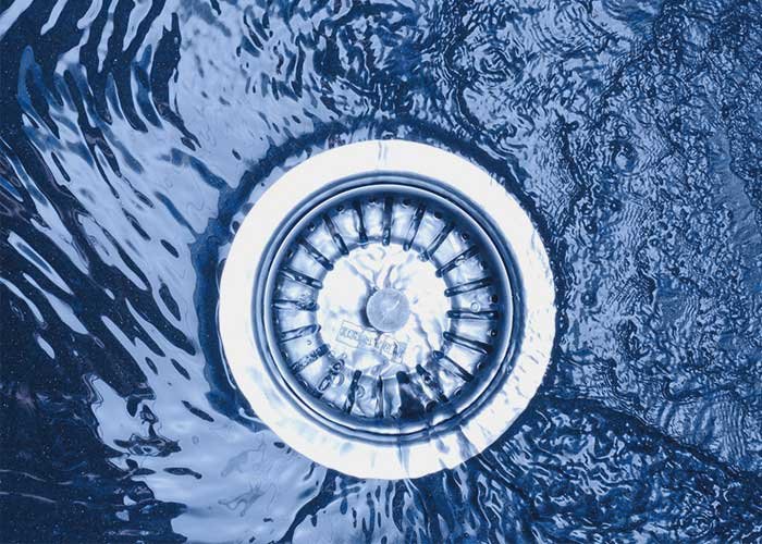 Plumbing repair tools and pipe wrench