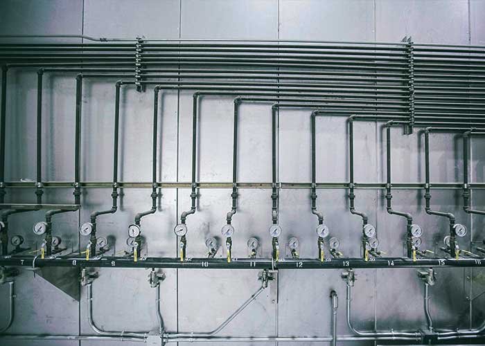 Plumbing repair tools and pipe wrench